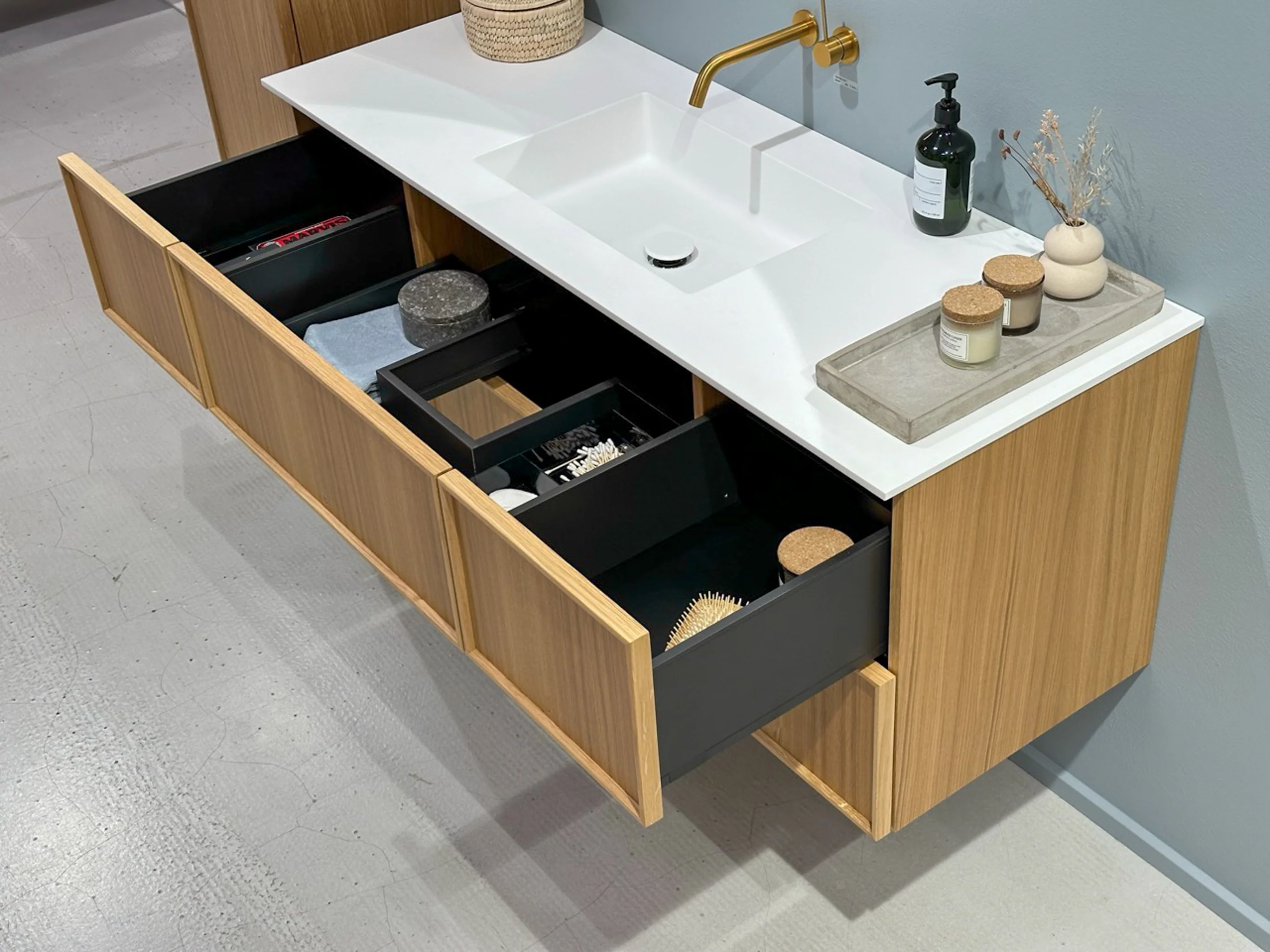 Shaker Badmøbel i Eg, 140 cm - Vask Center - Image 5