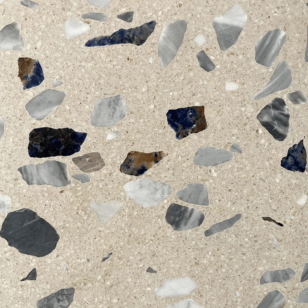 Terrazzo Raw 030 med blå sten Sokkelkant - Image 2
