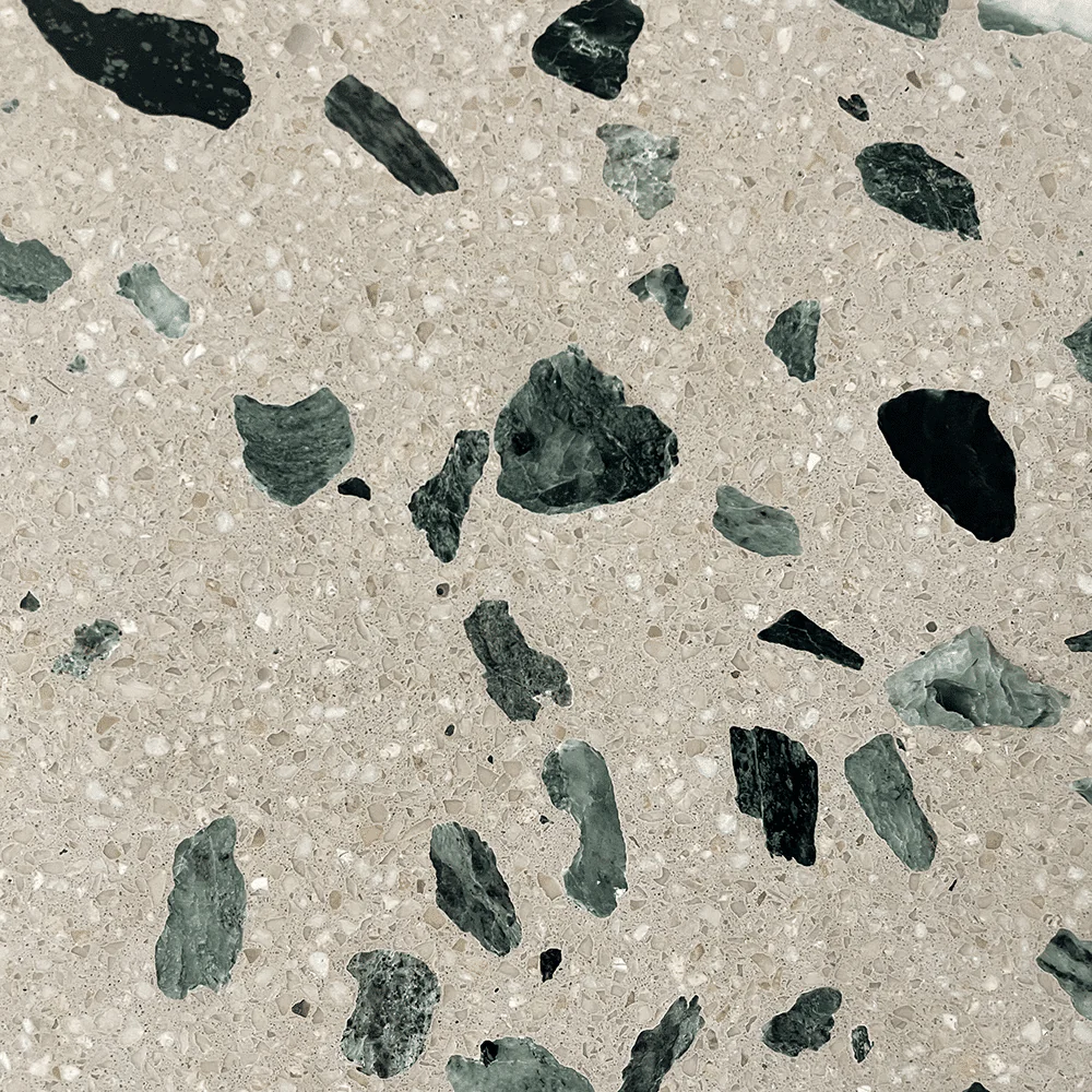 Terrazzo Raw 040 med grønne sten - Image 2